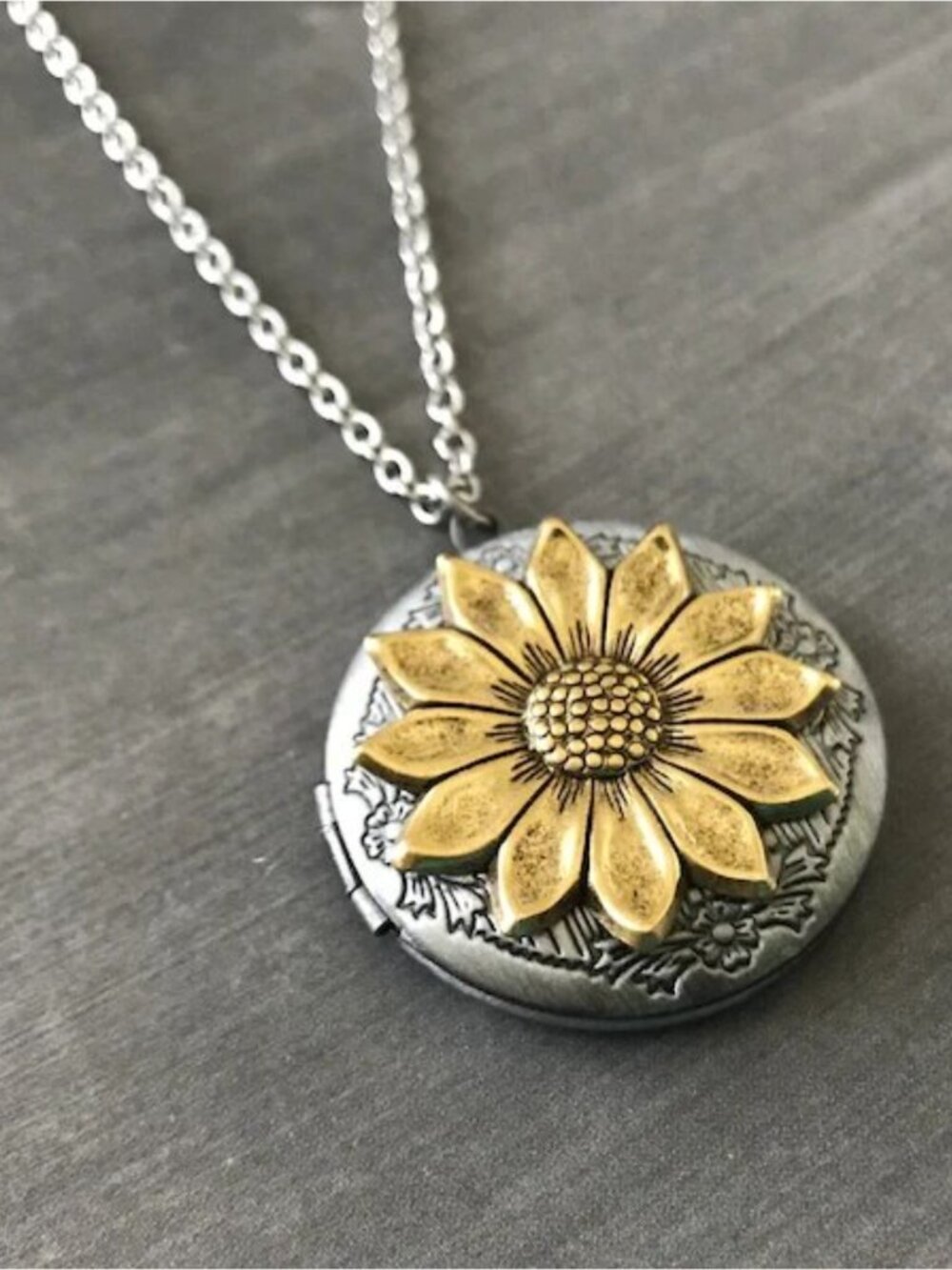 NWT Two-Tone Sunflower Locket Necklace 22 Inch Chain
